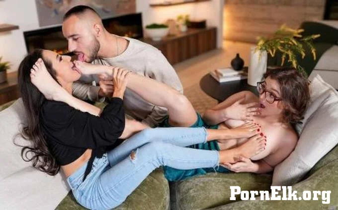 Freya Von Doom, Leana Lovings - 3 Is Better Than 1  [FullHD 1080]