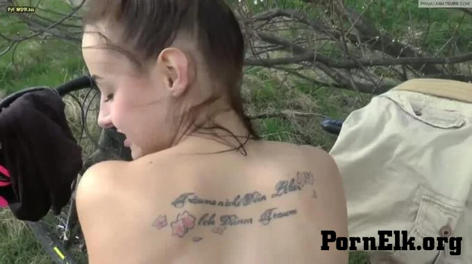 Young-Devotion - Public - Spermageile Fremdgeh Fahrradtour  [FullHD 1080]