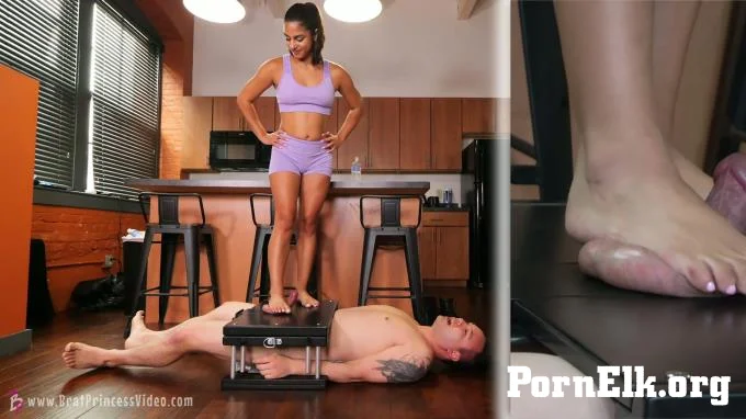 Brat Princess 2 - Misty Ball Trample And A Ball Punching Hj  [FullHD 1080]