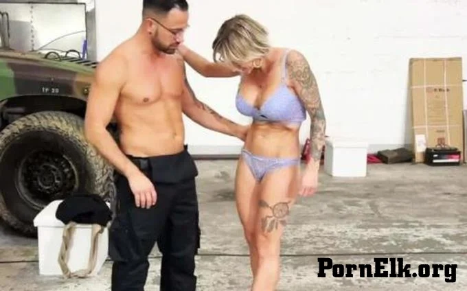 Didine - She Shows Off Her Beautiful Body  [FullHD 1080]