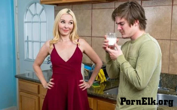 Aaliyah Love - Milk Makes Better Cream  [FullHD 1080]