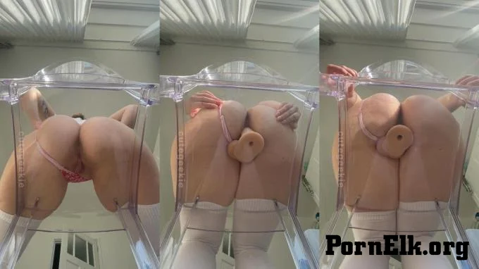 Cutegeekie cutelittlepearl - Glass Chair Dildo Fucking  [FullHD 1078]