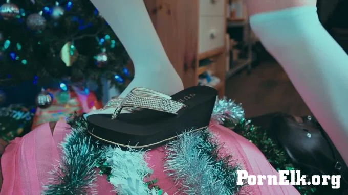 Imilia Audley - Toetallydevine - Trampled By Mrs Claus  [FullHD 1080]