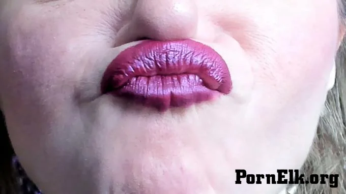 Petite Mercy - Dark Purple Lipstick and Lip Sniffs  [FullHD 1080]