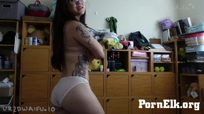 ur2dwaifu - Farting and Undressing  [FullHD 1080]