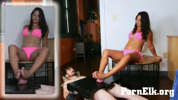 Brat Princess 2 - Misty - Sensual Bondage Foot Job PIP VERSION 4K  [4K 2160]