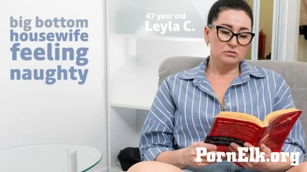 Leyla C. - Leyla C. is a 47 year old big ass housewife who loves to masturbate her wet shaved pussy [FullHD 1080p]