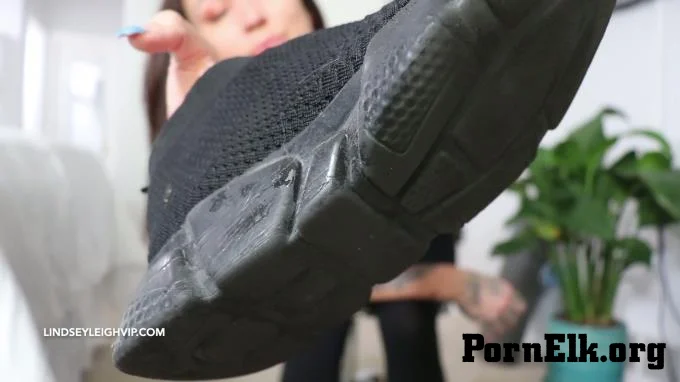 Lindsey Leigh - Sweaty Feet and Stinky Sneakers  [FullHD 1080]
