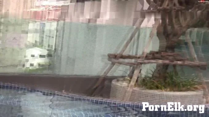 Teeny-Winnie18 - FERIEN STRIP IM SCHWIMMBAD  [FullHD 1080]