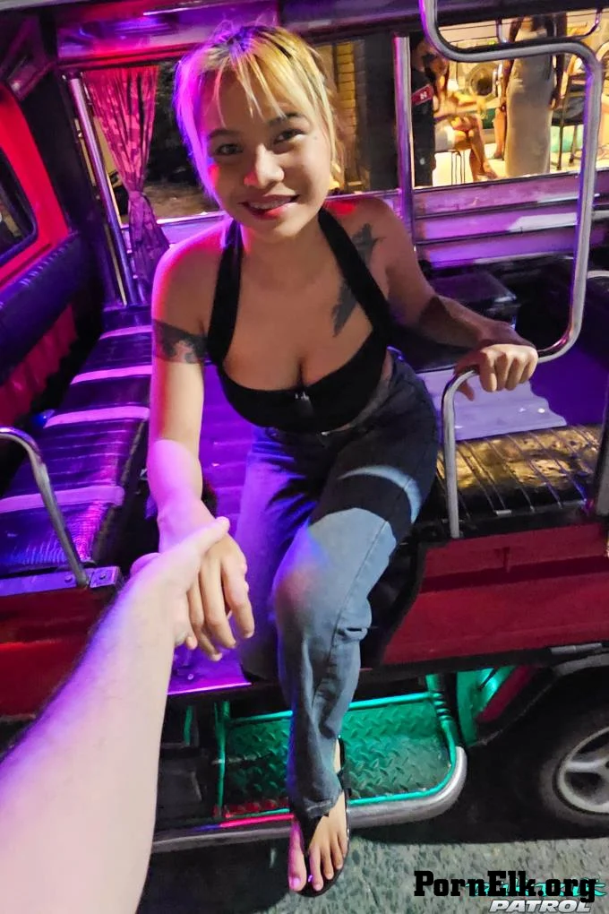 Tuktukpatrol - Miki, 22 - POV Deepthroat Expert Gives Thai Style Head NEW!!!  [FullHD 1080]