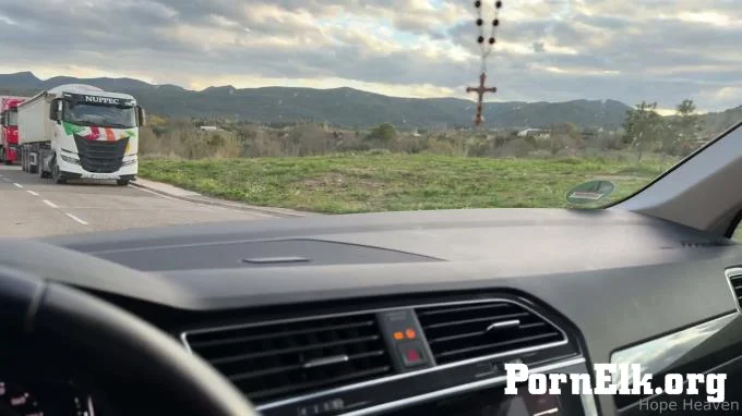 Hope Heaven - Supermarket Customer Gets More Than He Came For  [FullHD 1080]