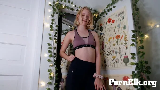 The Fart World - Leggings Farts - Fiannafatale  [FullHD 1080]