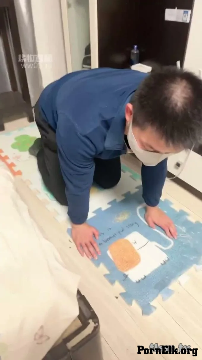 Taolusm - Beijing Smile S - Sitting Face, Foot Fetish, Leg Twisting  [HD 720]