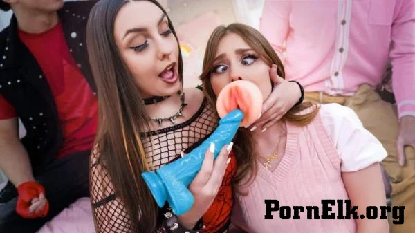 Violet Dawn, Lucy Foxxx - Violet Turns Lucy's Mouth Into a Personal Pocket Pussy: Cam Girl Swap [FullHD 1080p]