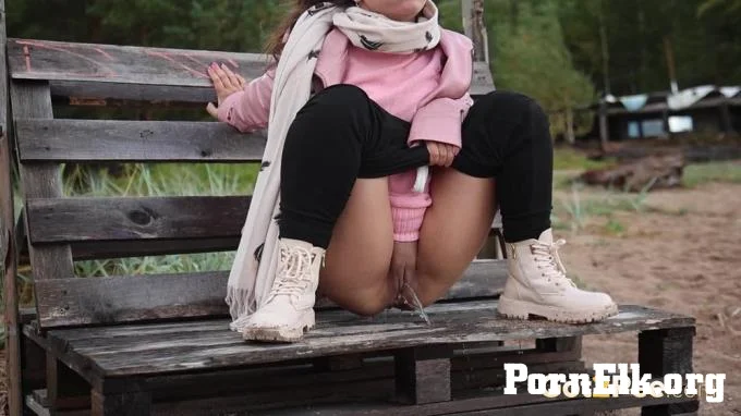 Nervously Looking  [FullHD 1080]