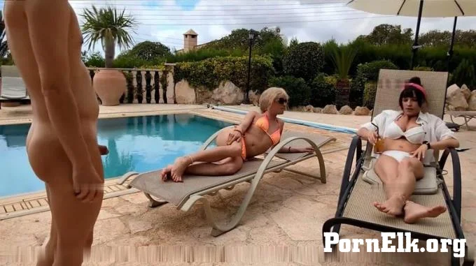 TV_Helena_Kimberly - Zwei hei?e Pool Bitches - Kleinschwanz Loser beim wichsen aus...  [FullHD 1080]