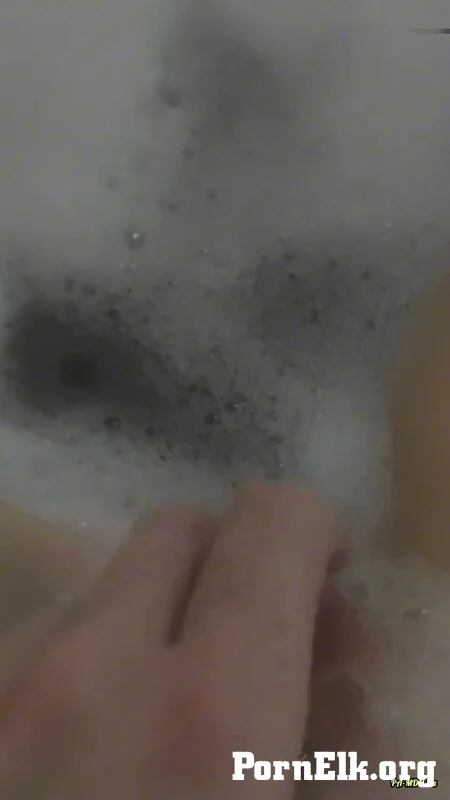 FineSunshine3 - Eine kleine Schaumparty fur mein su?e Pussy  [FullHD 1080]
