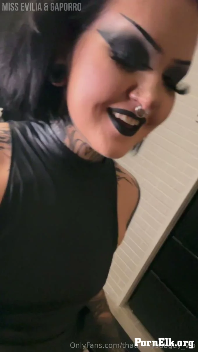 Thatluckysubguy_vip - Miss Evilia - Dessert Served From Miss Evilias Feet  [FullHD 1080]