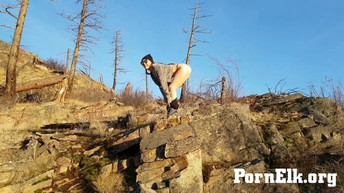 Hazel Simone - Outdoor Hiking Fun POV  [4K 2160]
