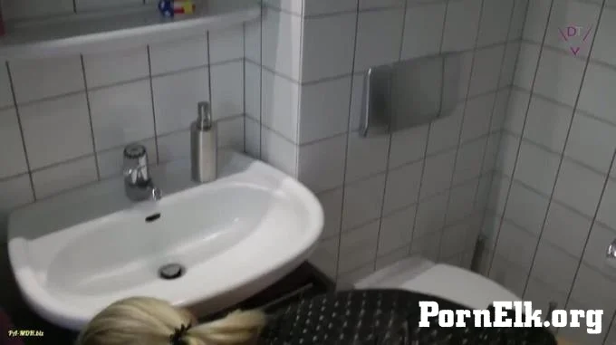 Dirty-Tina - Doppelte natursektaktion  [FullHD 1080]