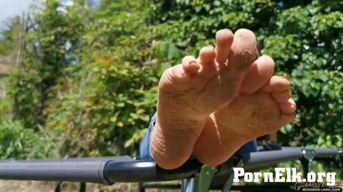 Goddess_Lena - Schmutzige fu?e, du musst immer noch lecken  [HD 720]