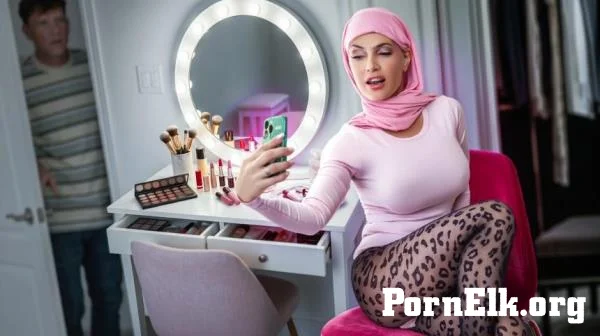 Krystal Sparks - AnniversarySurprise: Not-So-Shy Hijab Wife Spitroasted! [FullHD 1080p]