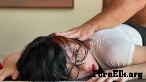 Sweetie Fox - Boss Fucks Secretary's Ass Hard Without Lube at Workplace [FullHD 2160p]