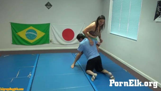 Grappling Girls In Action - Ggstrongwoman42  [FullHD 1080]