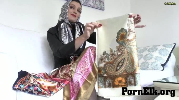 Lady_Victoria_Valente - Meine hochglanzenden satintuch sind so erregend  [FullHD 1080]