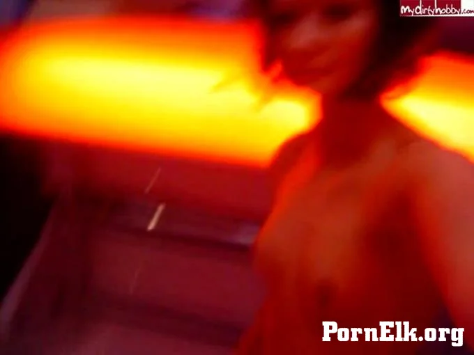 VickyPrivat - Im Solarium Teil 1  [HD 720]