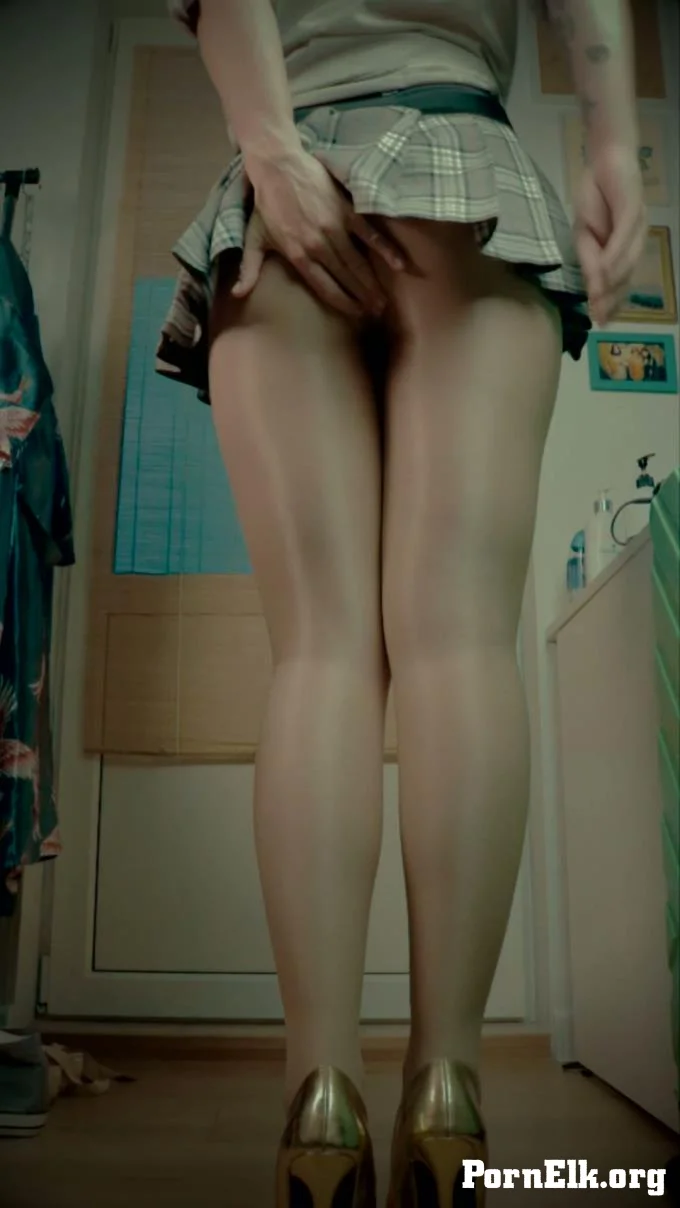 FeetFunDoll - Four glossy pantyhose  [FullHD 1080]