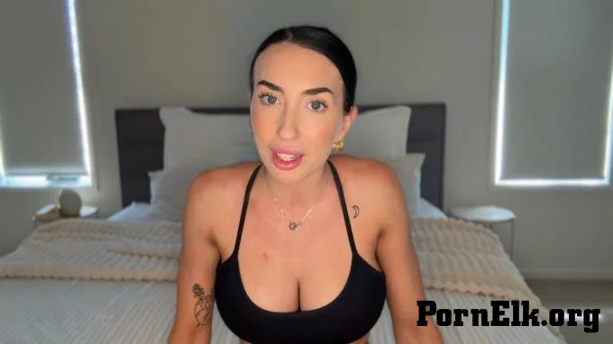 Step-Sis Aysha Paige Craves A Forbidden Family Fuck  [FullHD 1080]