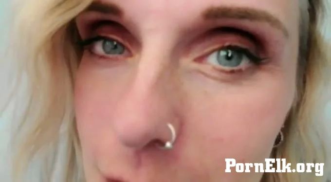 Lexi Snow - Close Up Giantess Vore And Adore  [SD 704]