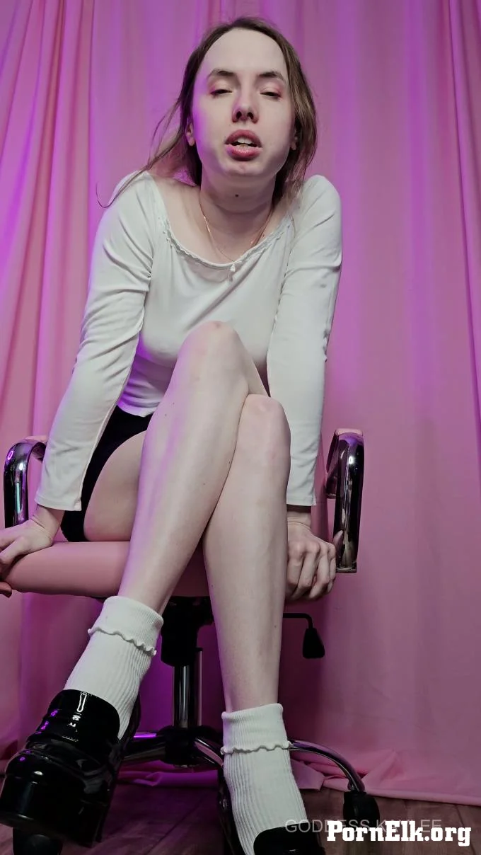 GoddessKayQueen - You Forgot About Your Date With Your Controlling GF  [4K 2160]