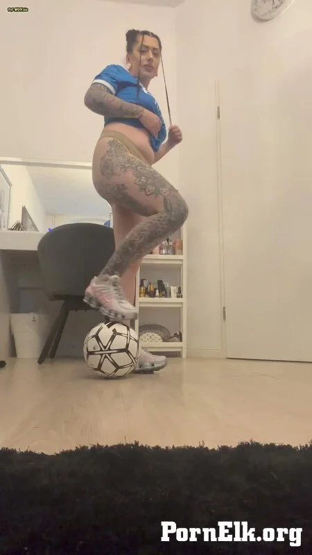 Princess1312 - Schones Fu?ball Video Inkl Real Madrid Trikot  [FullHD 1080]
