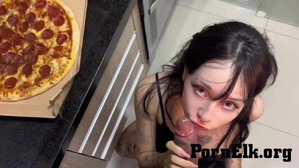 Amberzinha, Amber Kai, amberzinha666, AmberKai666, QroZne - Girlfriend Gets Jealous of My Pizza and Wants to Fuck Before I Eat It - 6344730 [FullHD 1080p]