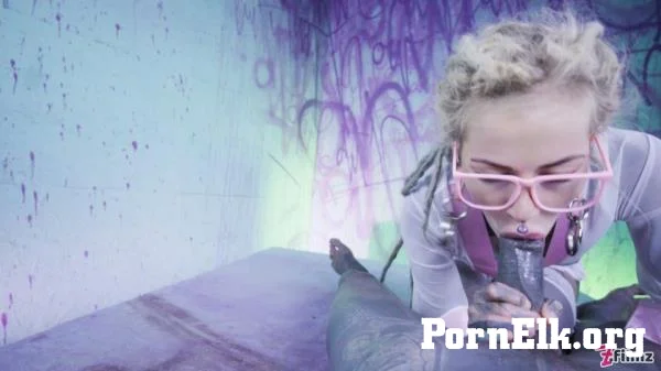 Anuskatzz - Anuskatzz Gets Anal Fucked & Face Fucked In The Graffiti Den [FullHD 1080p]
