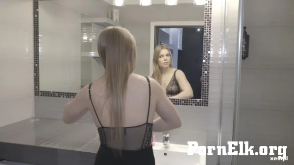 Pola - Pola odpreza sie w lazience (Epizod 494) [FullHD 1080p]