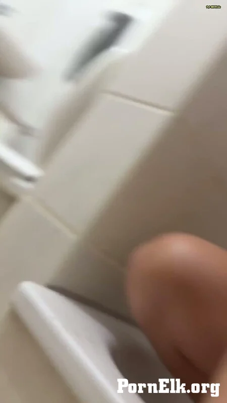SweetLucy96 - In Der Dusche Gefingert  [FullHD 1080]