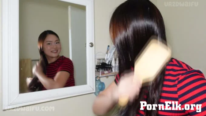 ur2dwaifu - Bathroom Chatting - Embarrassed Peeing  [FullHD 1080]