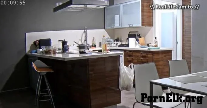 Reallifecam - Amirel And Her Guest Have Hot Blowjob And Sex On The Table Kitchen 13.09.2026  [SD 460]
