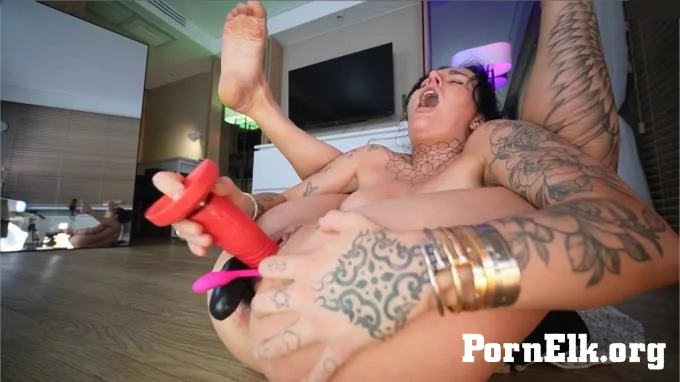 NicaRock - Lush Butt Plug & Gravity Dildo Cumshow - She SQUIRTS  [HD 720]