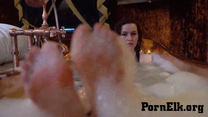 Vivienne l'Amour - FEMDOM BATH SLAVE FOOT WORSHIP POV ASMR  [FullHD 1080]