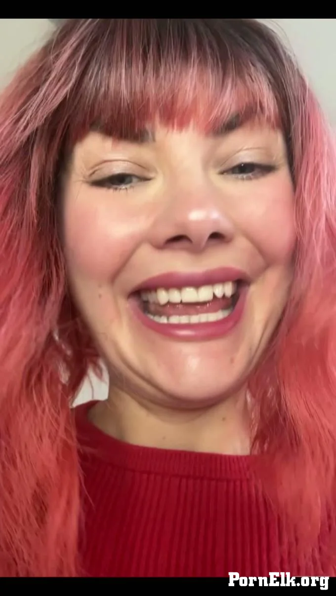 Yourhikerbabe - Tiny At Work Gets Eaten By Boss  [HD 720]