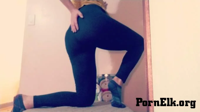 Fiearah - Thicc Brat Teases You Into Buying More  [HD 720]