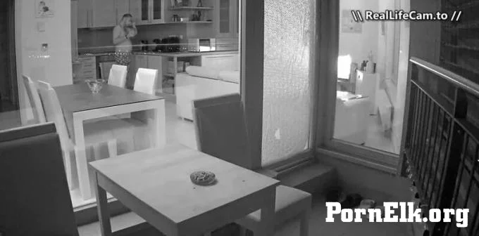 Reallifecam - Hortenzie And Armando Have Fun And Have Handjob On Terrace 18.09.2026  [SD 612]