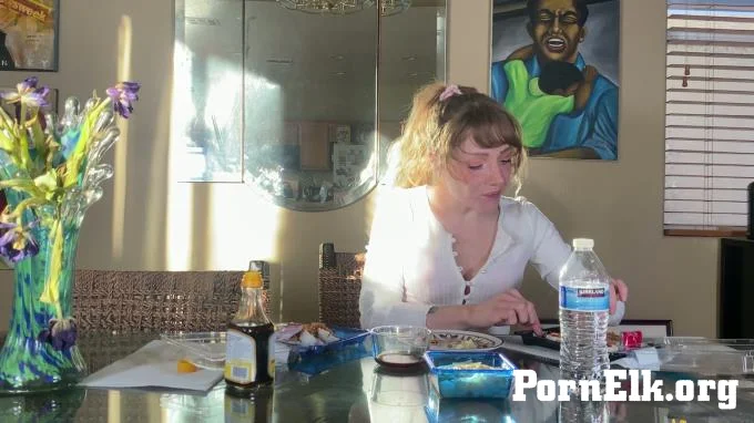 Kristie Bish - Kristie B in Eat w Me SUSHi  [FullHD 1080]