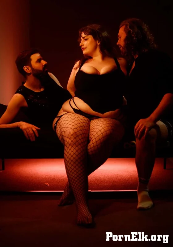 Bunny Harper - Hardwerk Session With Bunny Harper x Jonte x Rod Hardick [UltraHD 4K 2160p]