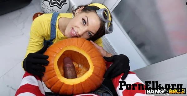 Evelin Stone - Evelyn Stone Gets A Treat [FullHD 1080p]