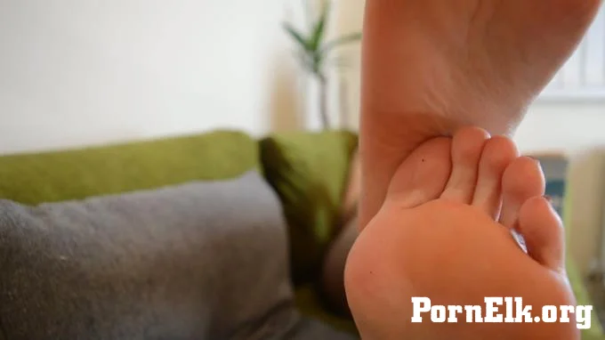 Rita Peach - Pinup Heel and Foot Worship  [FullHD 1080]